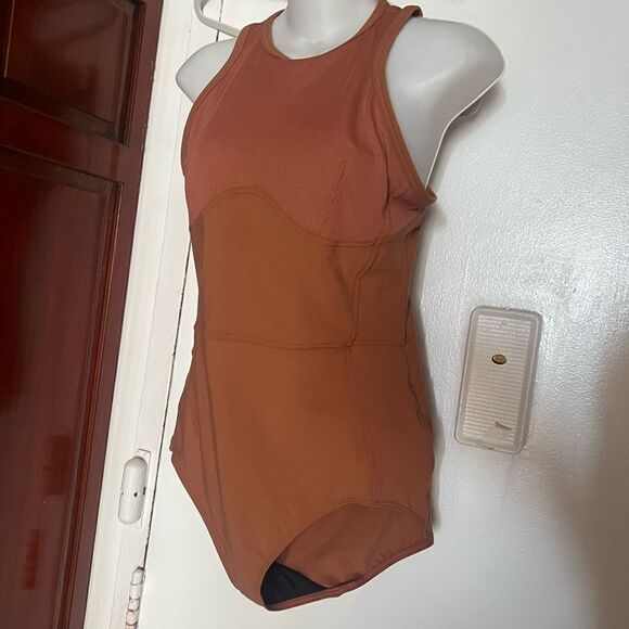 New Balance Bandier Bodysuit For One Piece Leotard Shirt Top - Picture 2 of 7